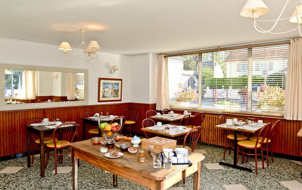 Logis Chez Germaine Otel Geüs-d'Oloron Dış mekan fotoğraf